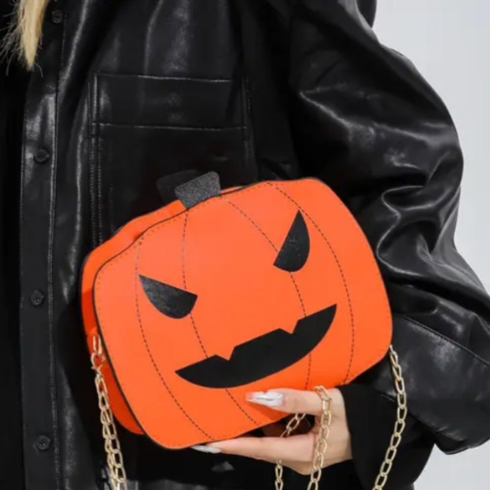 Halloween Pumpkin Jack o Lantern Shoulder Bag with Gold Chain